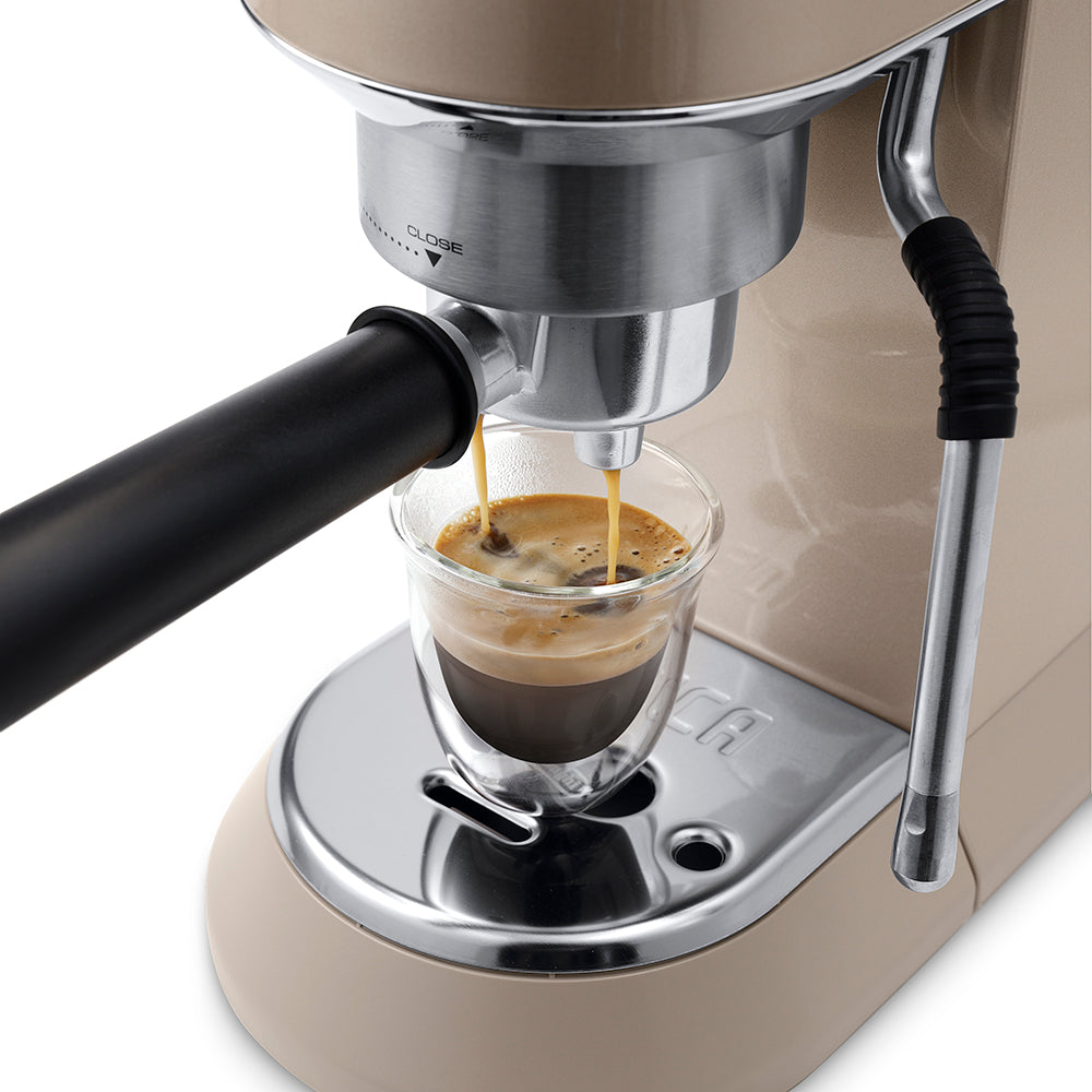 Cafetera Dedica Arte Beige Espresso