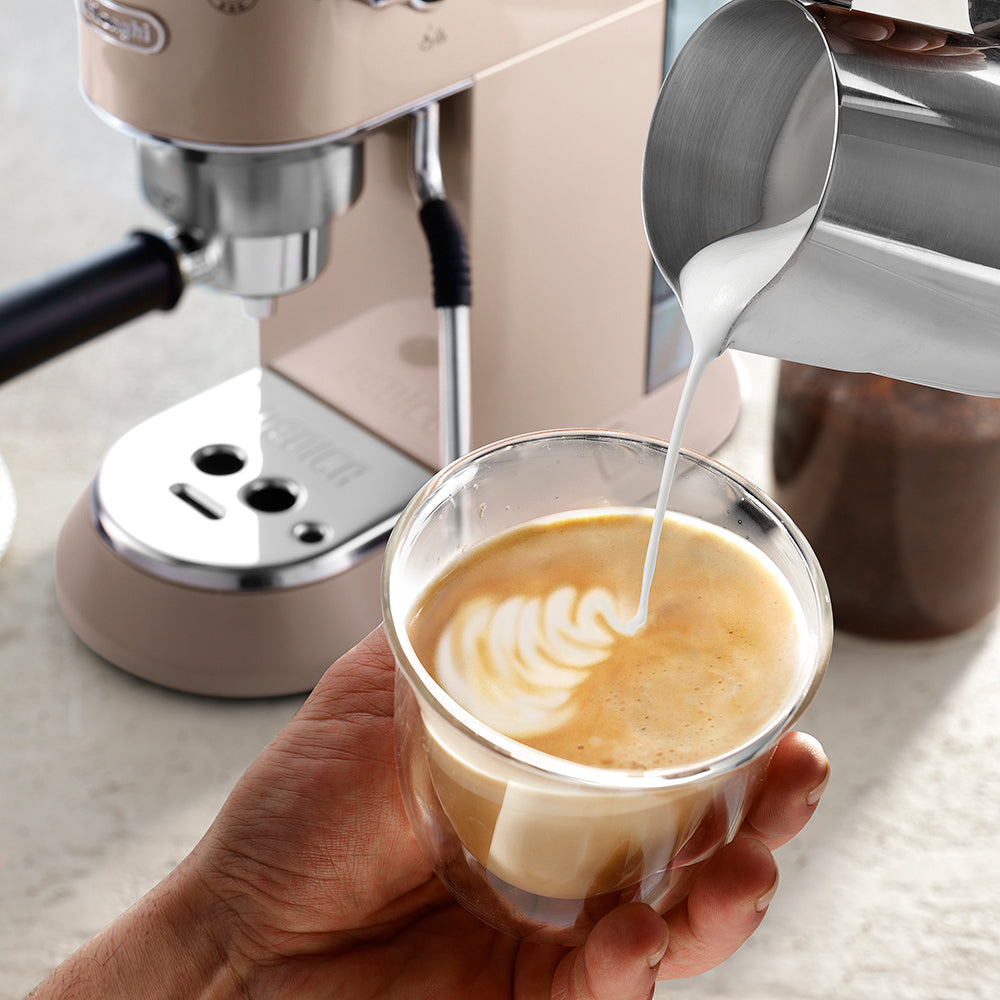 Cafetera Dedica Arte Beige Latte